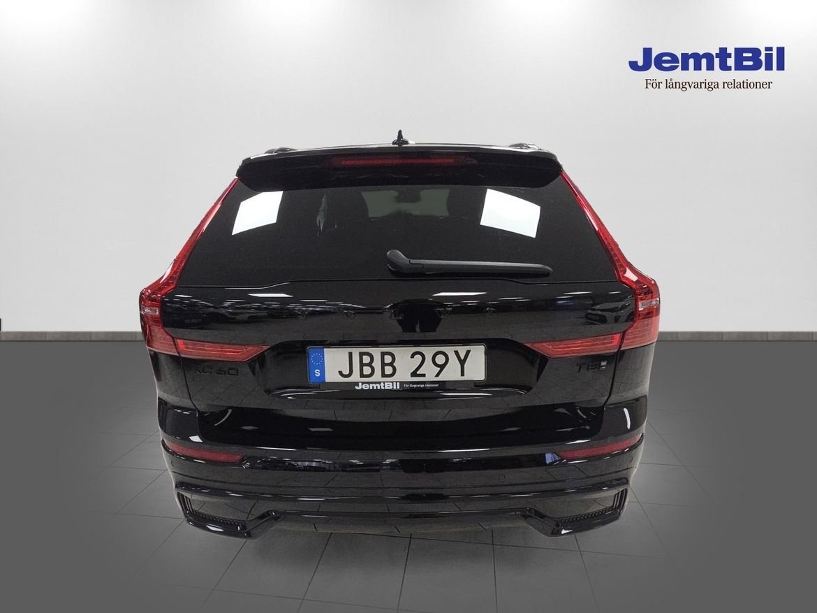 Volvo XC60 Plus Black edition, V-hjul 2025, bild 6/10