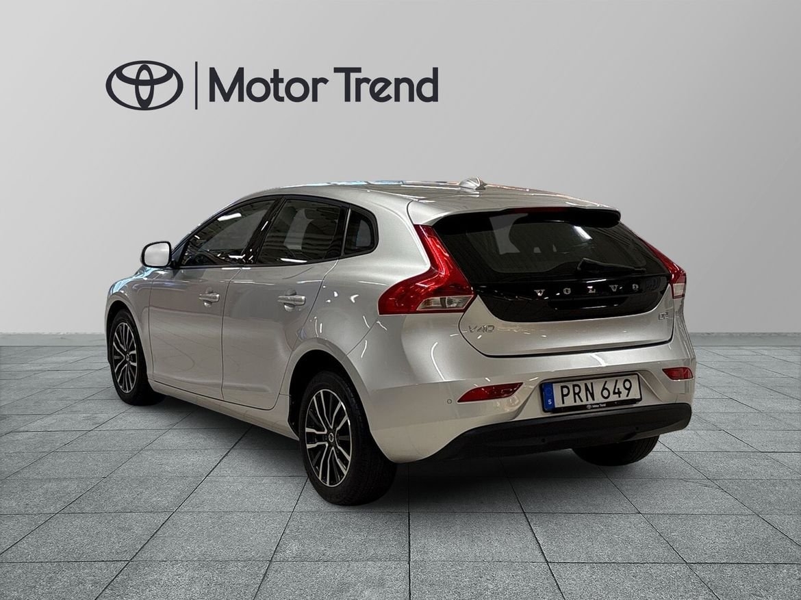 Volvo V40 2018, bild 2/10