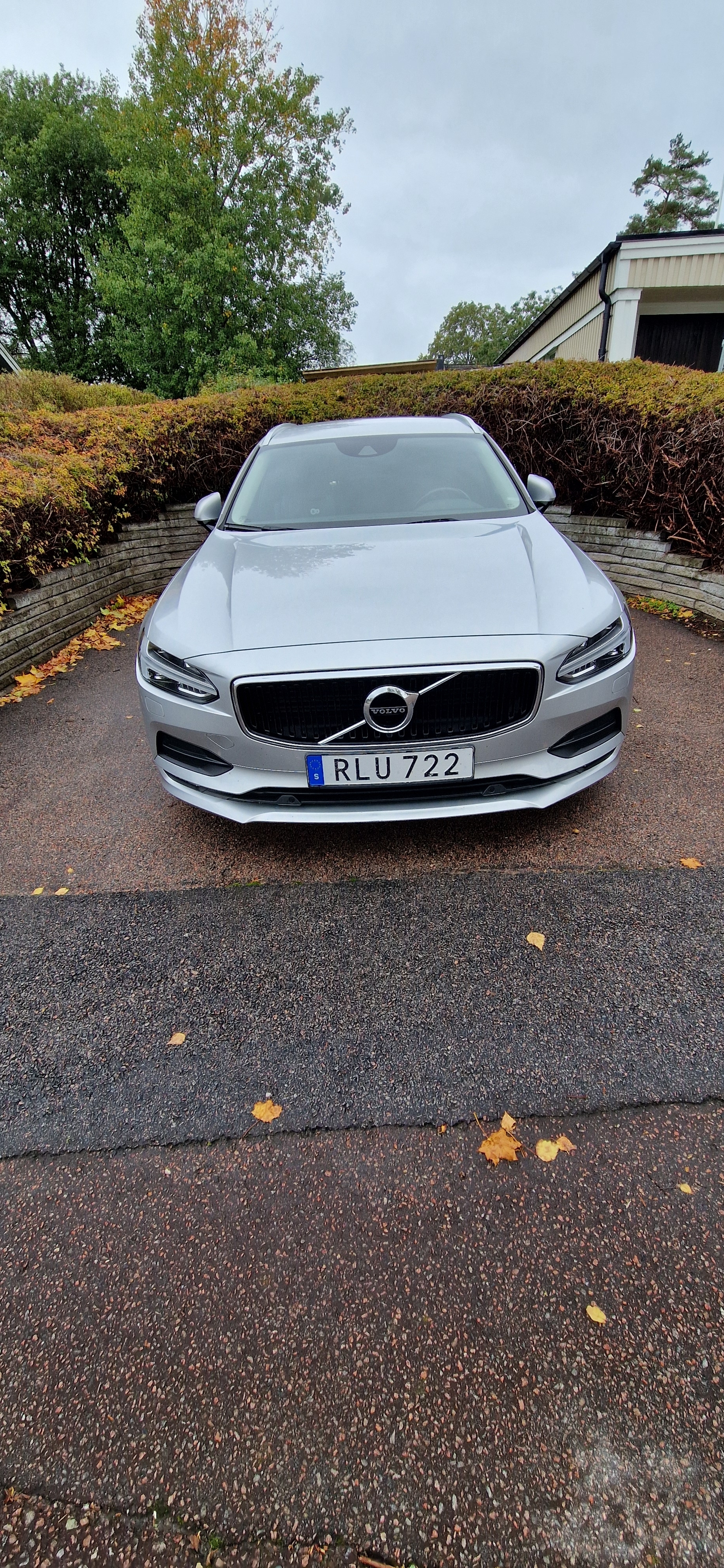 Volvo V90