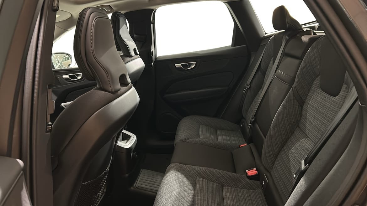 Volvo XC60 T6 Core Nordic Edition 2025, photo 7/10