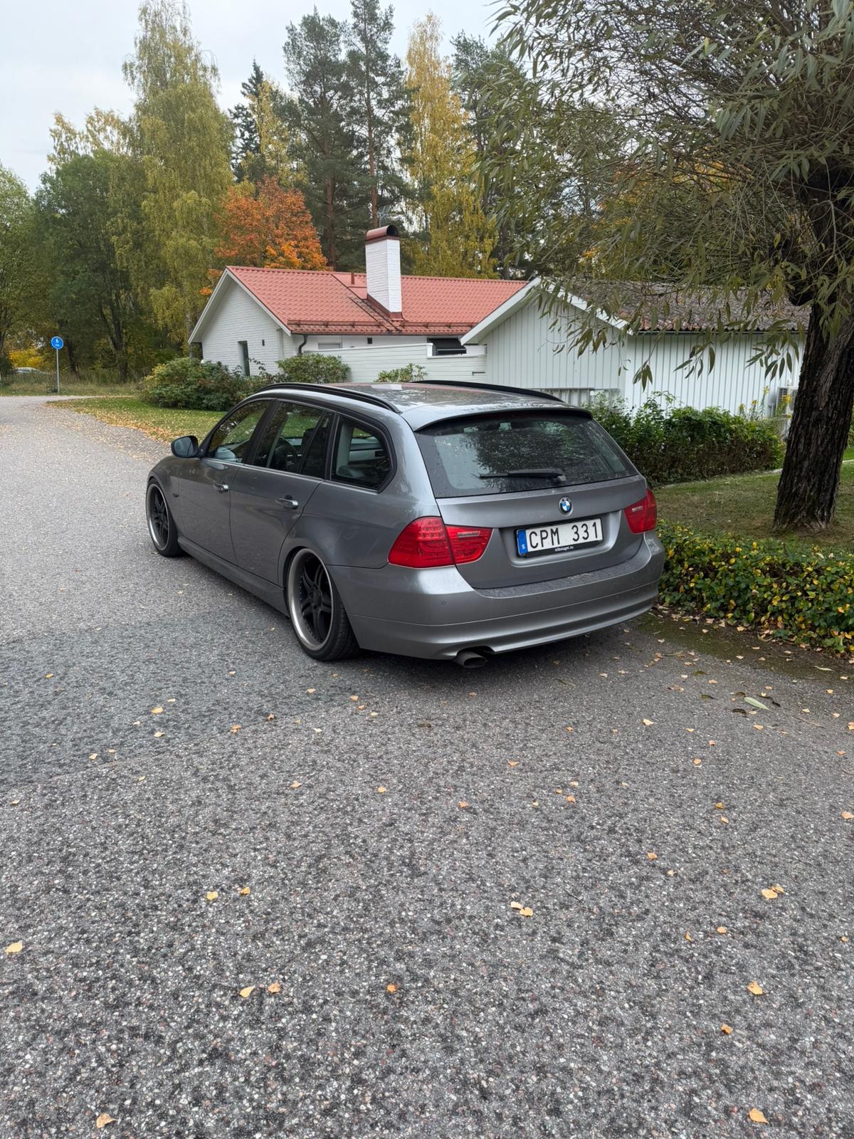BMW 318 d Touring Manuell 2010, bild 3/6