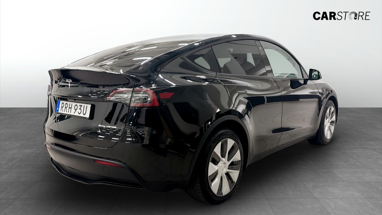 Tesla Model Y LONG RANGE AWD 2023, bild 2/10
