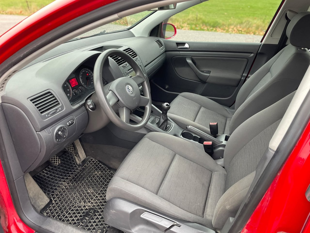 Volkswagen Golf 2004, bild 7/10
