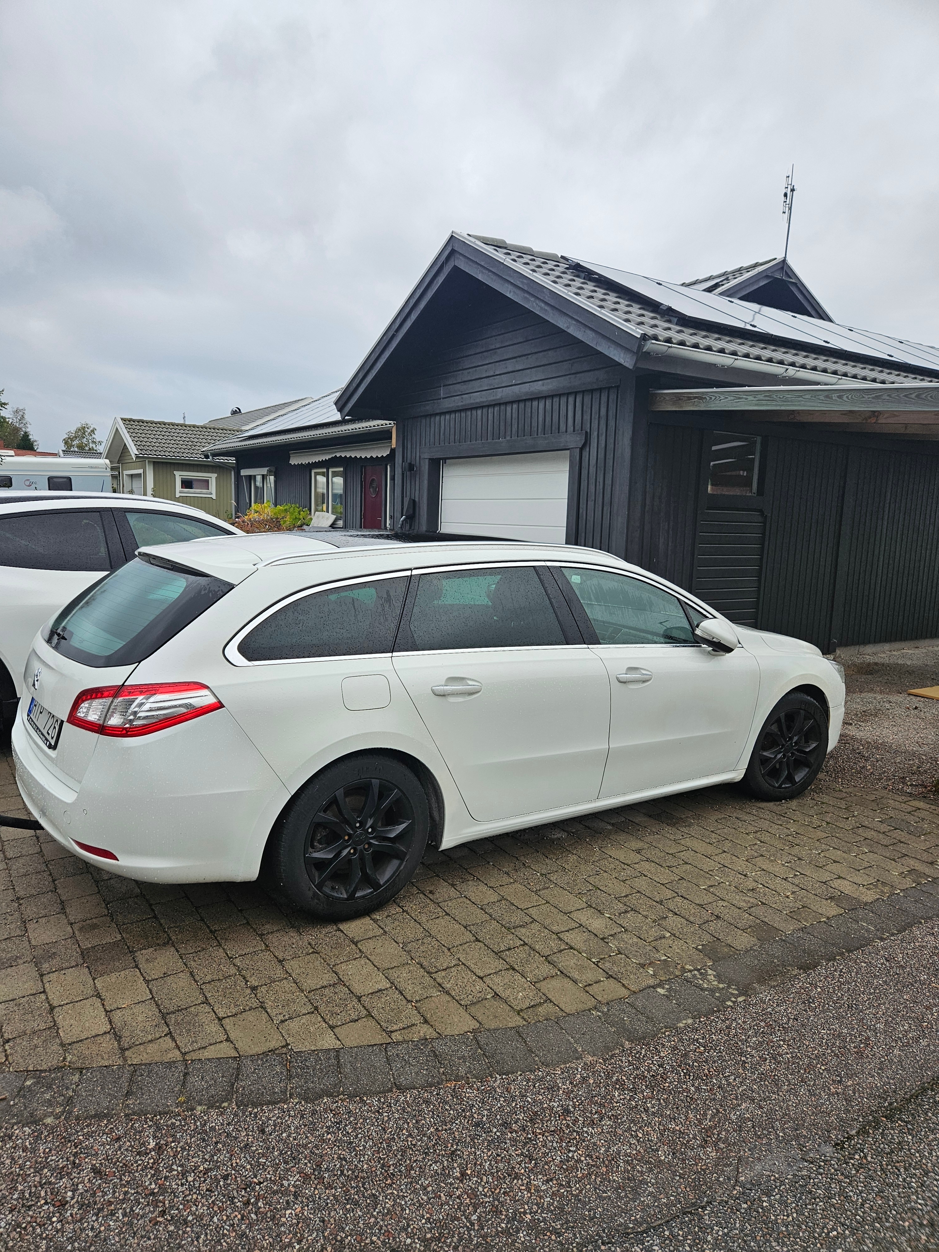 Peugeot 508 SW 1.6 e-HDi 115 FAP EGS 2012, bild 3/7