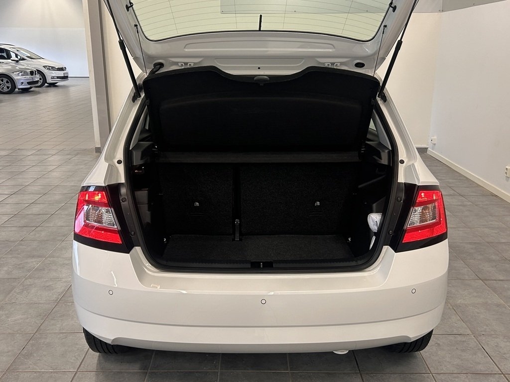 Skoda Fabia 1.2 TSI 90hk Style 2016, bild 6/10