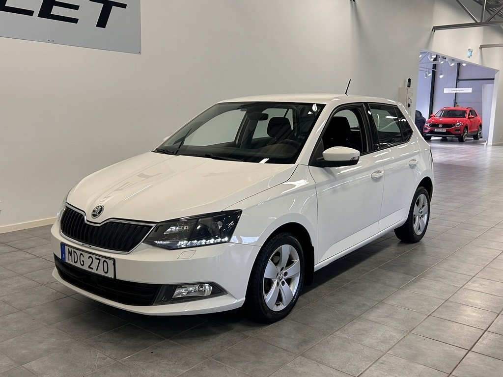Skoda Fabia 1.2 TSI 90hk Style 2016, bild 2/10