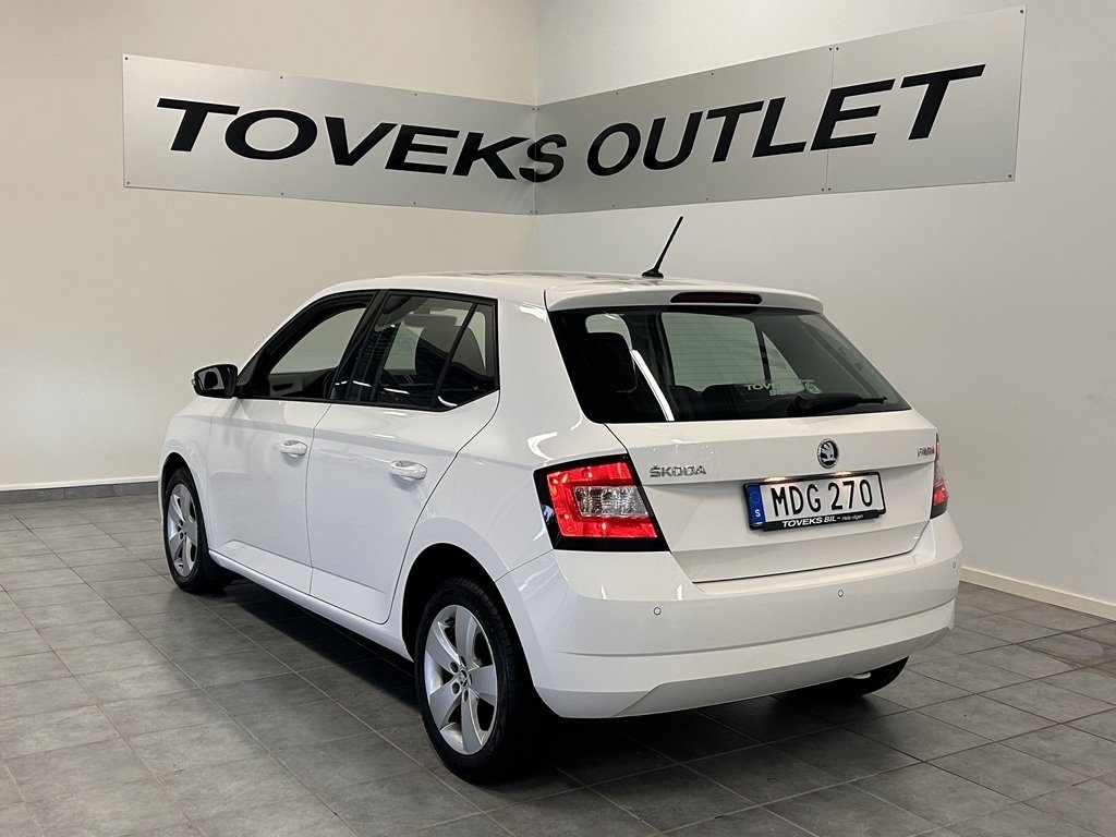 Skoda Fabia 1.2 TSI 90hk Style 2016, bild 4/10