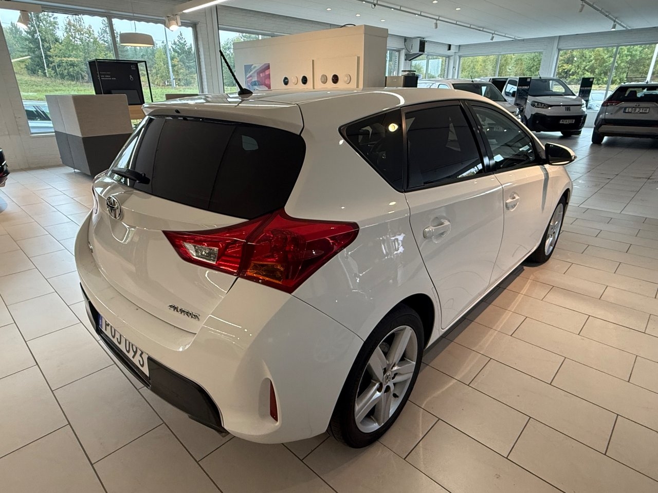 Toyota Auris 2014, bild 3/10