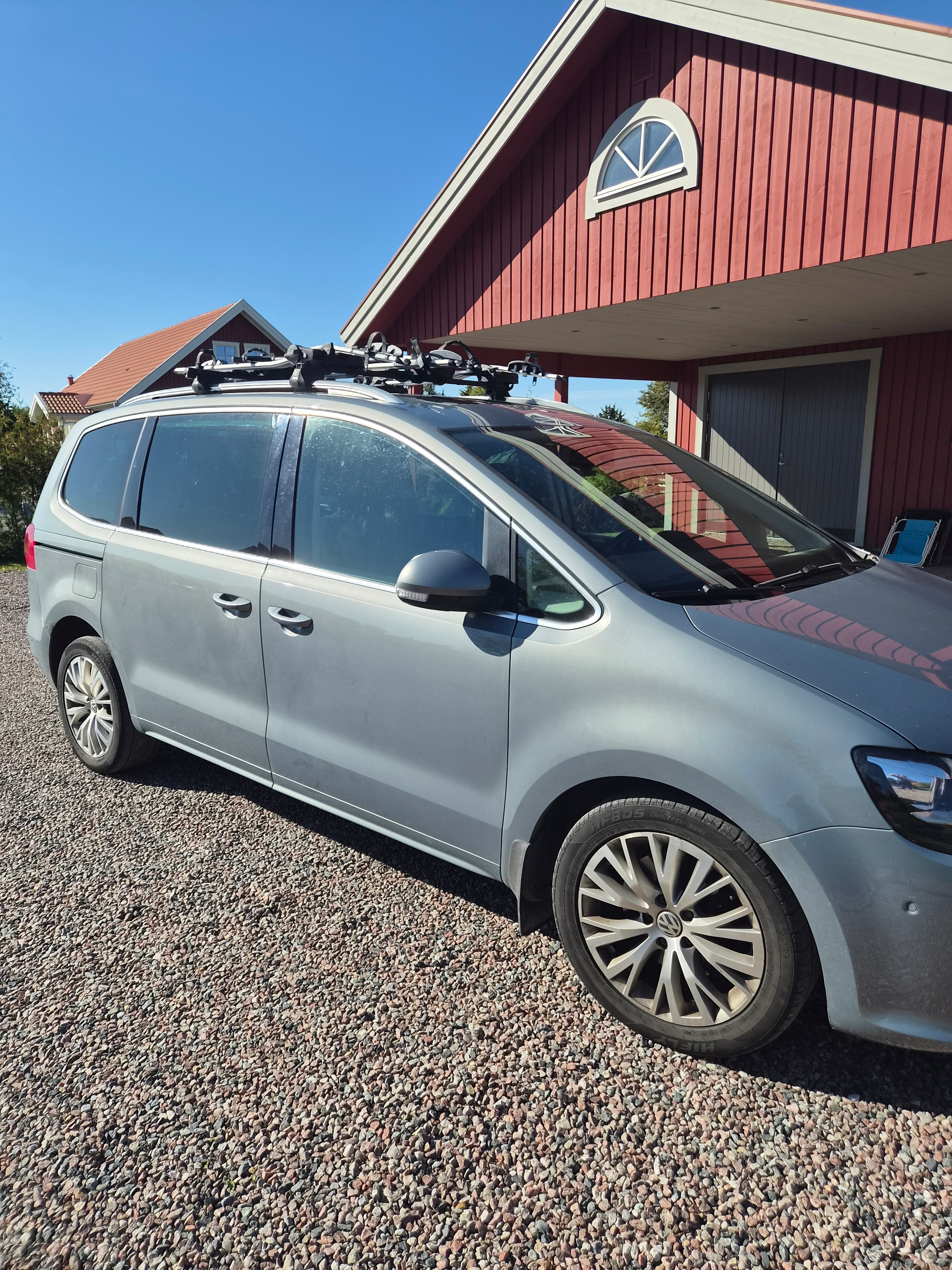Volkswagen Sharan 2015, kuva 3/6