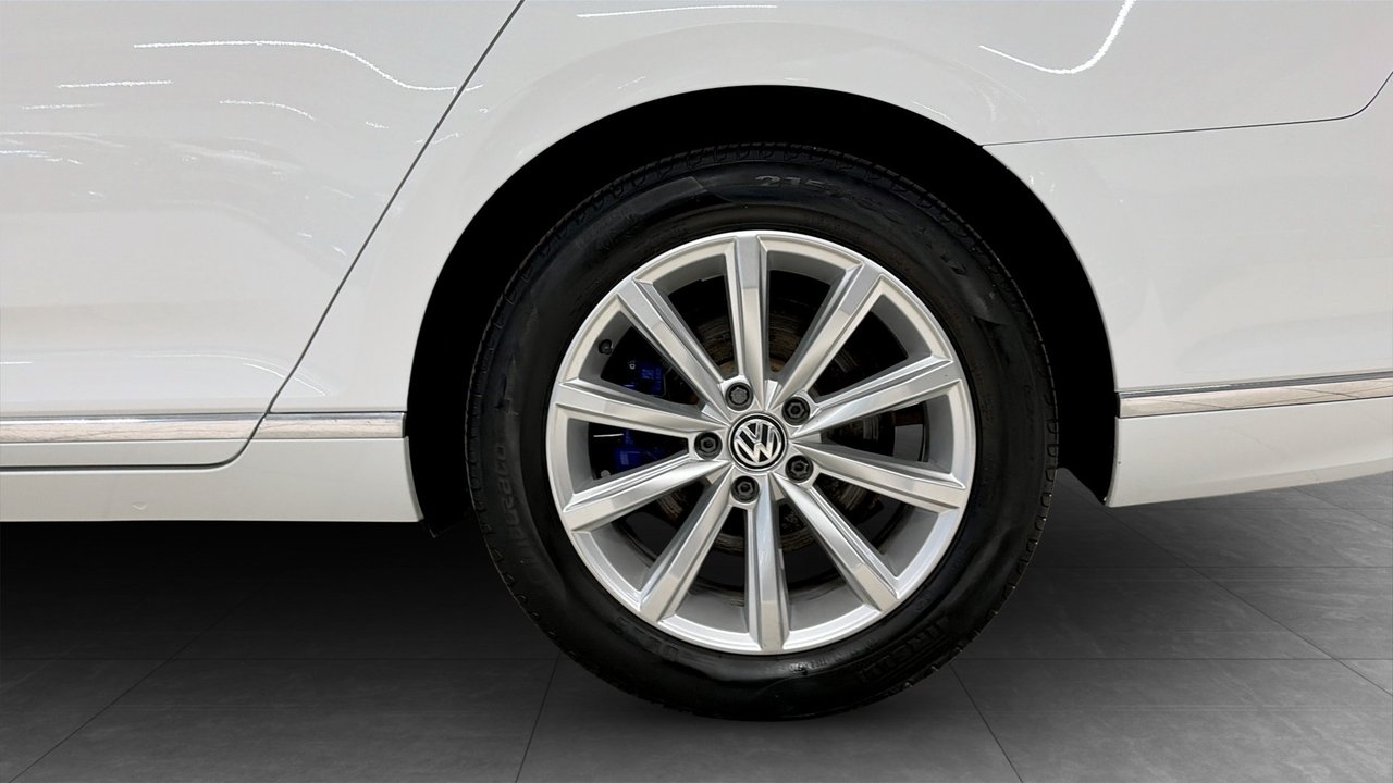 Volkswagen Passat Laddhybrid Drag 2020, bild 7/10