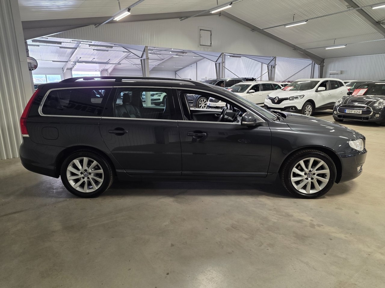 Volvo V70 2016, kuva 3/10