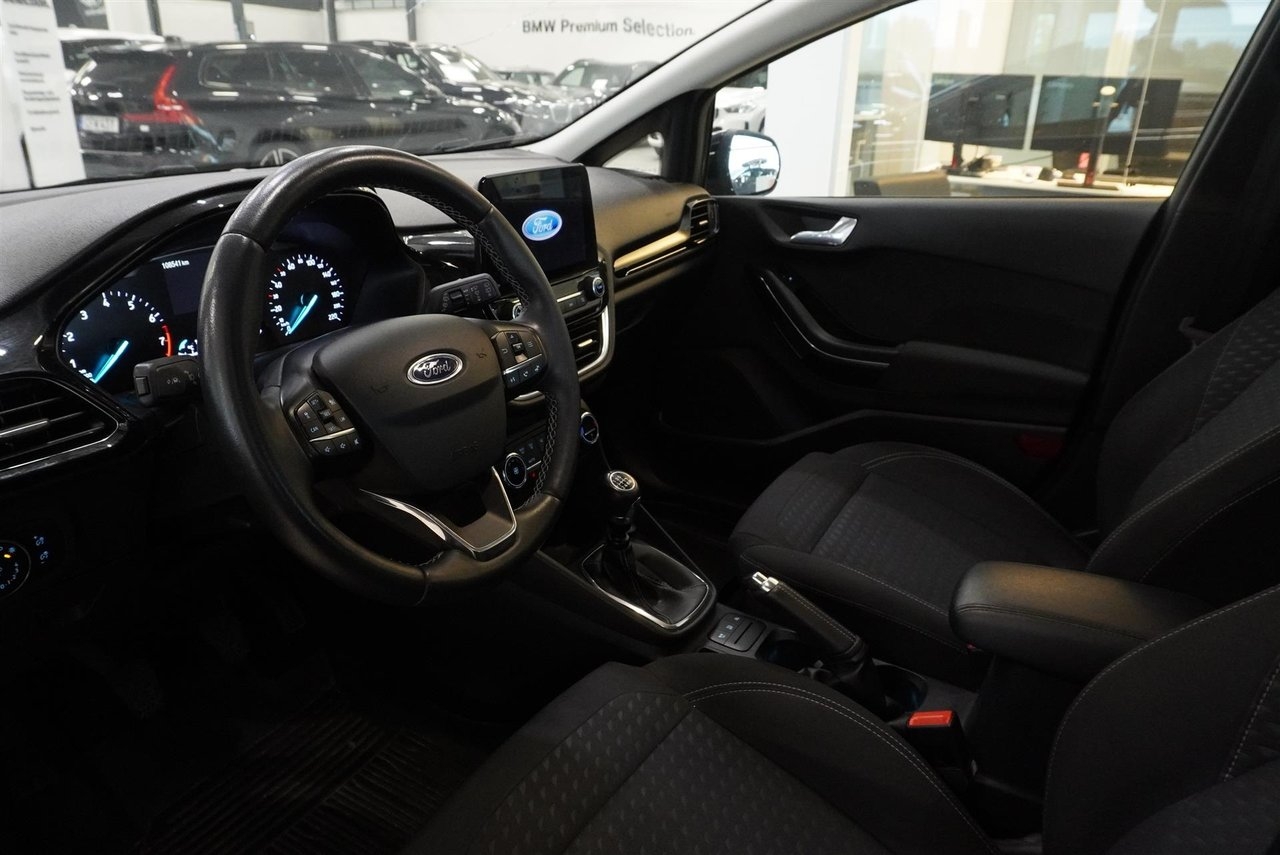 Ford Fiesta 2021, bild 2/6