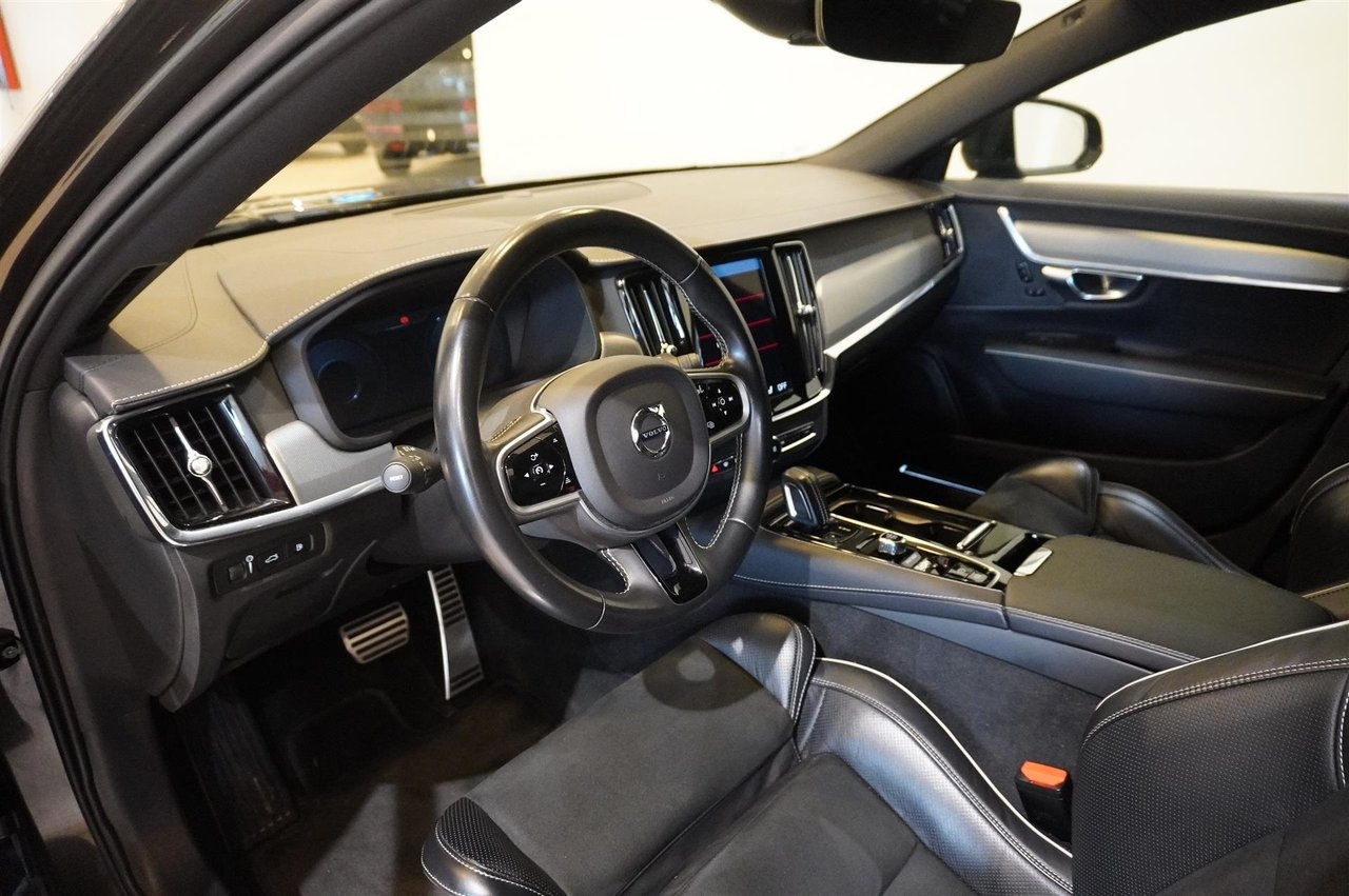 Volvo V90 2021, bild 2/10