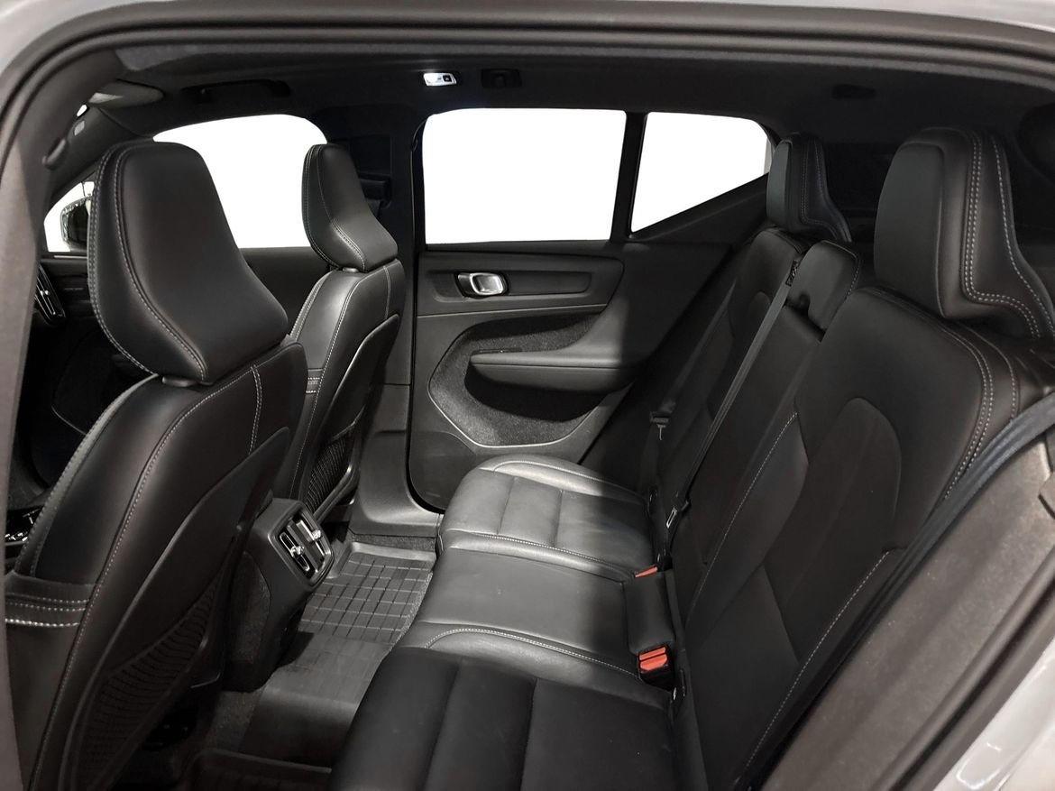 Volvo XC40 B4 AWD Bensin R-Design 2021, bild 7/10