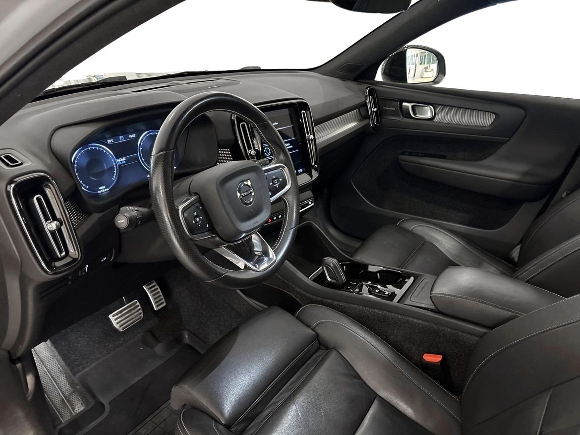 Volvo XC40 B4 AWD Bensin R-Design 2021, bild 6/10