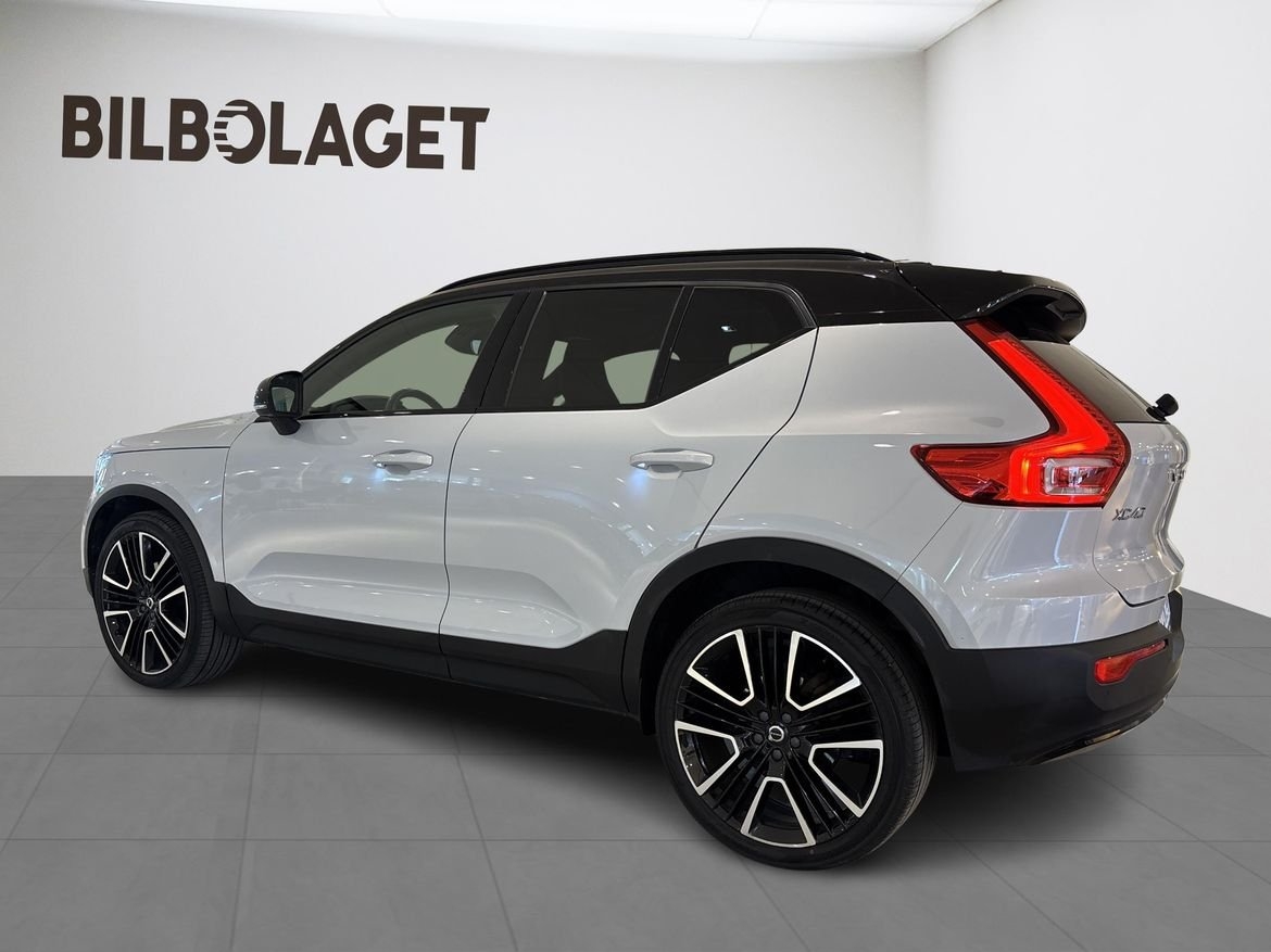 Volvo XC40 B4 AWD Bensin R-Design 2021, bild 3/10