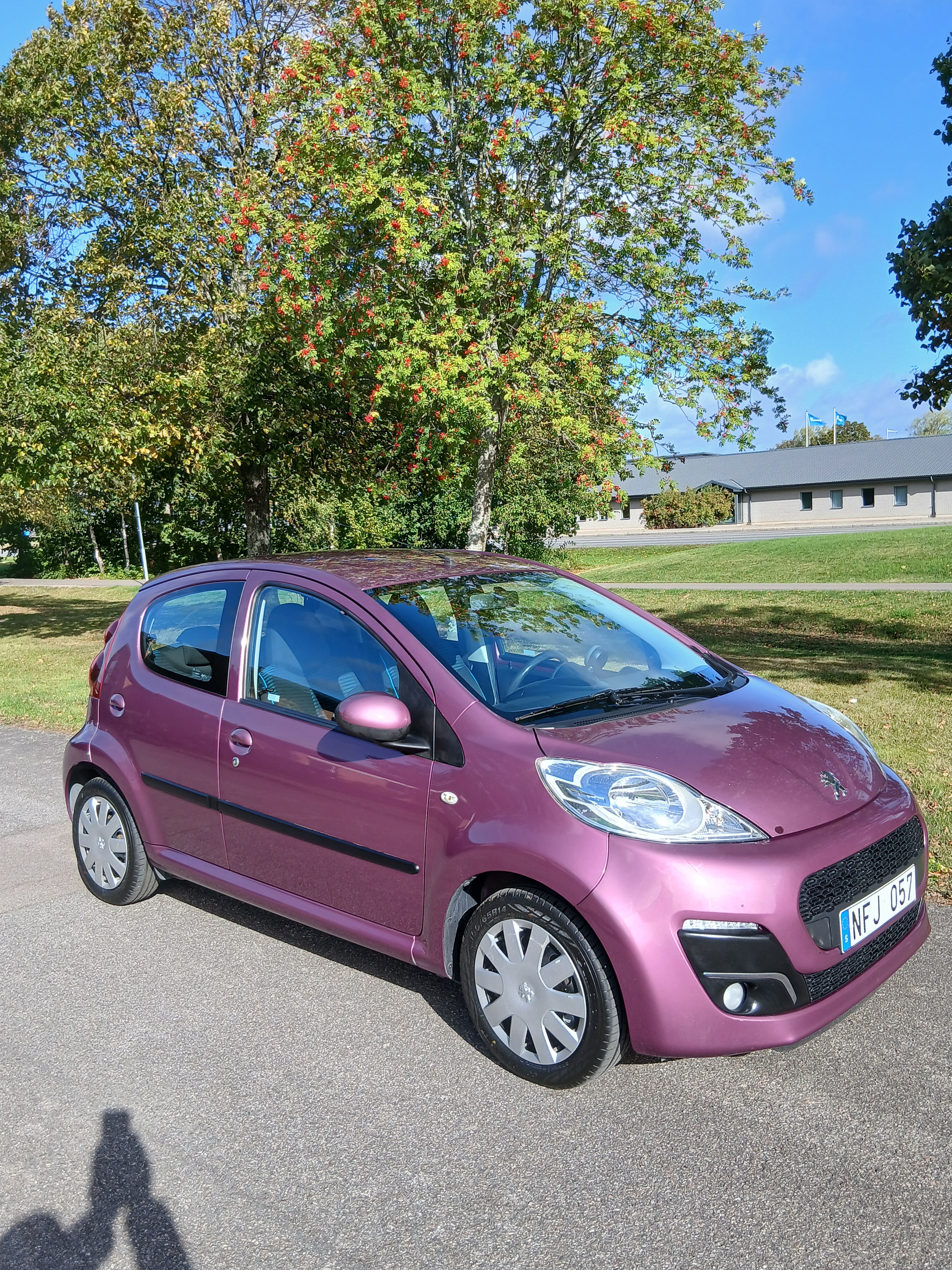 Peugeot 107 5-dörrar 1.0 Manuell 2012, bild 2/5