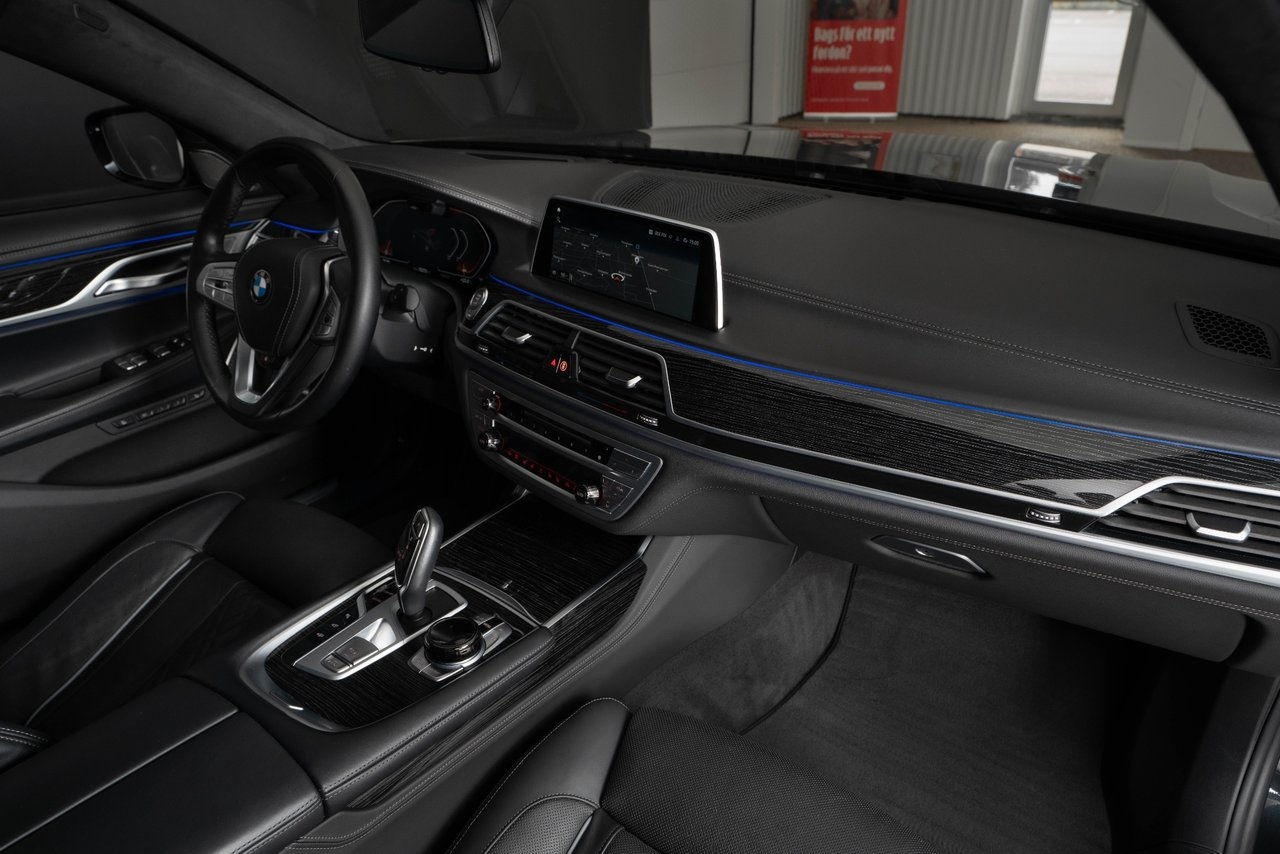 BMW 750 i xDrive 2022, bild 7/10