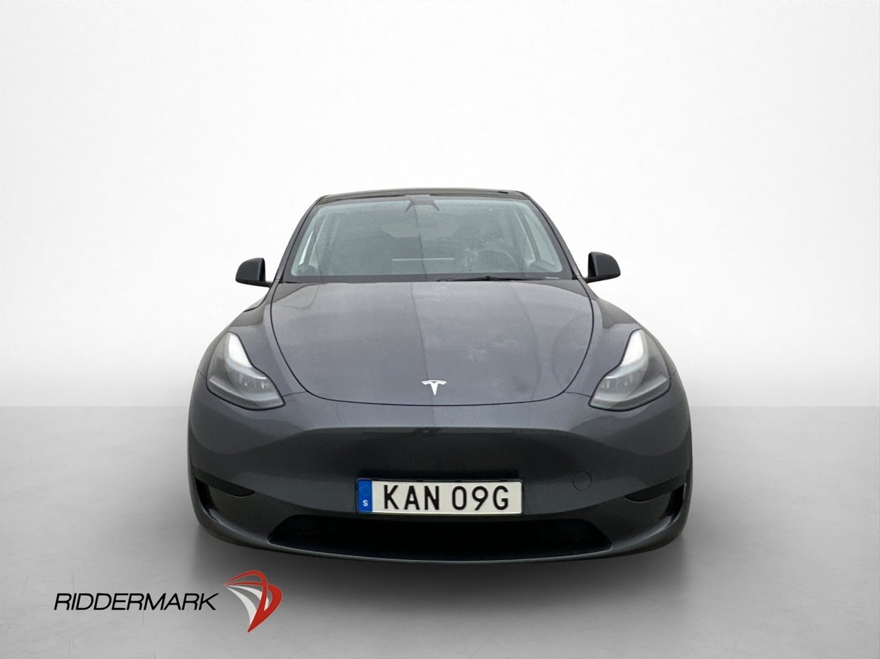 Tesla Model Y 2023, bild 2/10