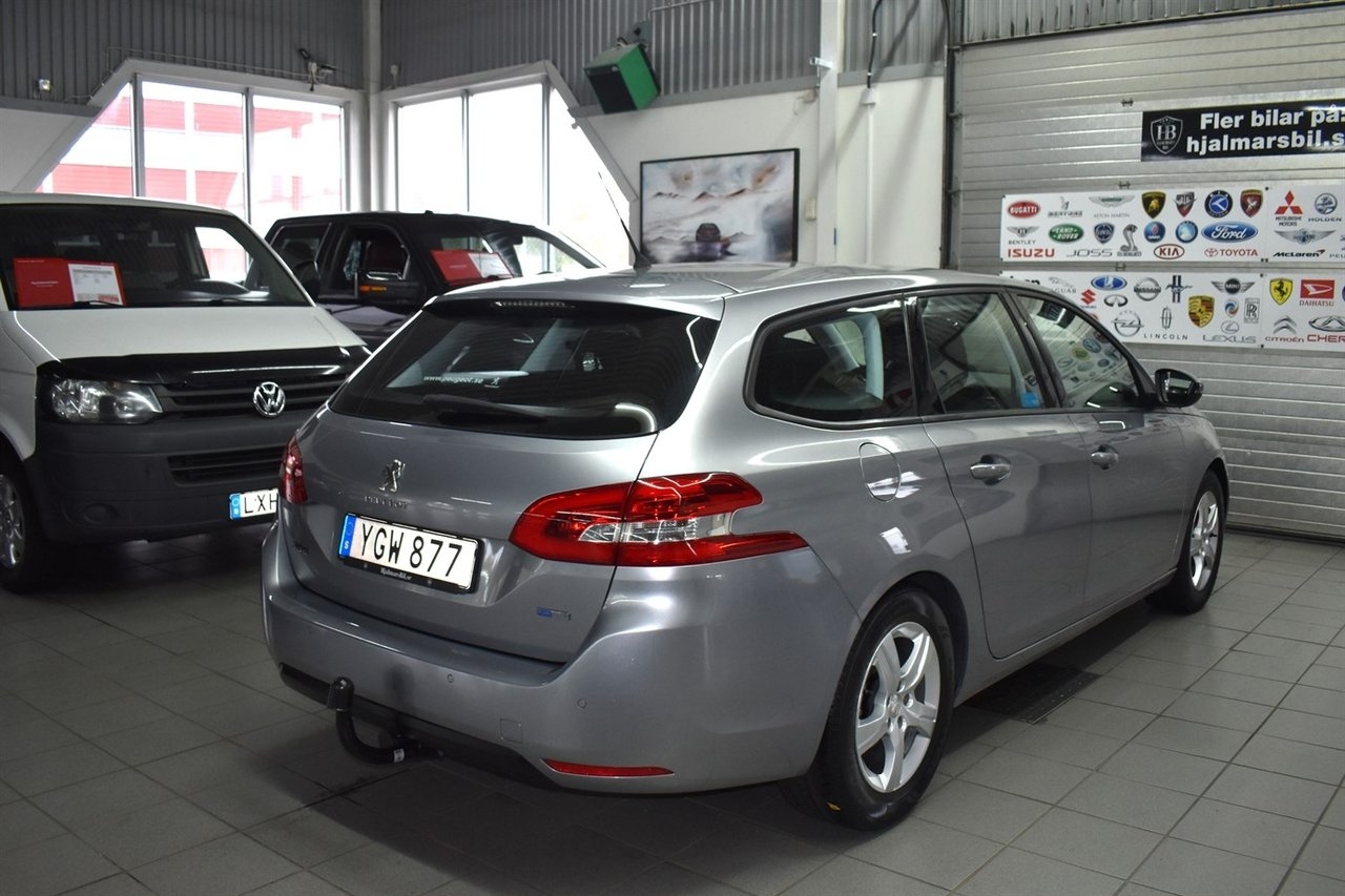 Peugeot 308 SW 1.2 PureTech 110hk Active 2016, bild 3/10
