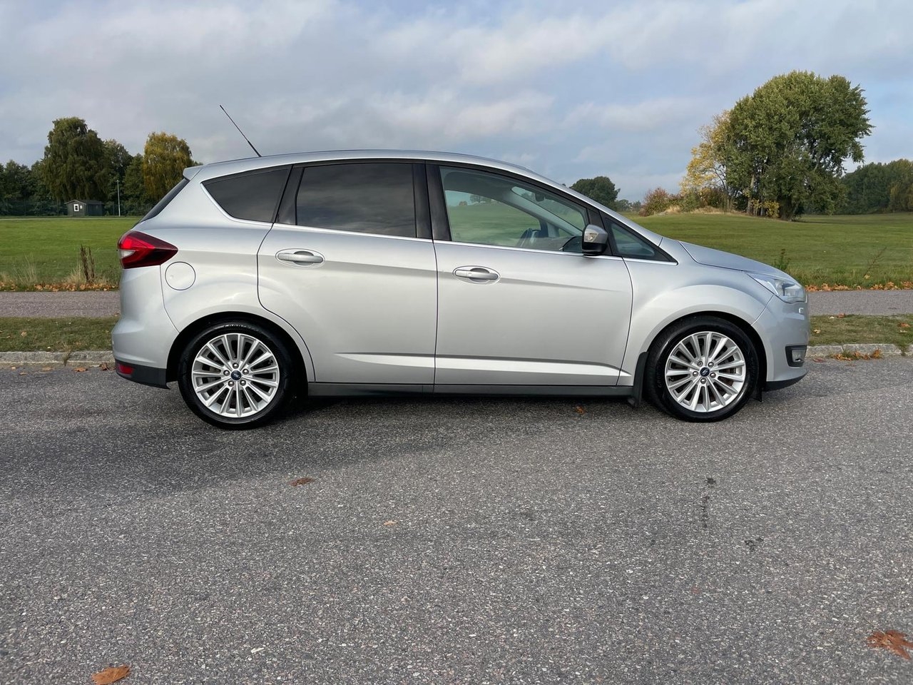 Ford C-Max 2017, kuva 3/10
