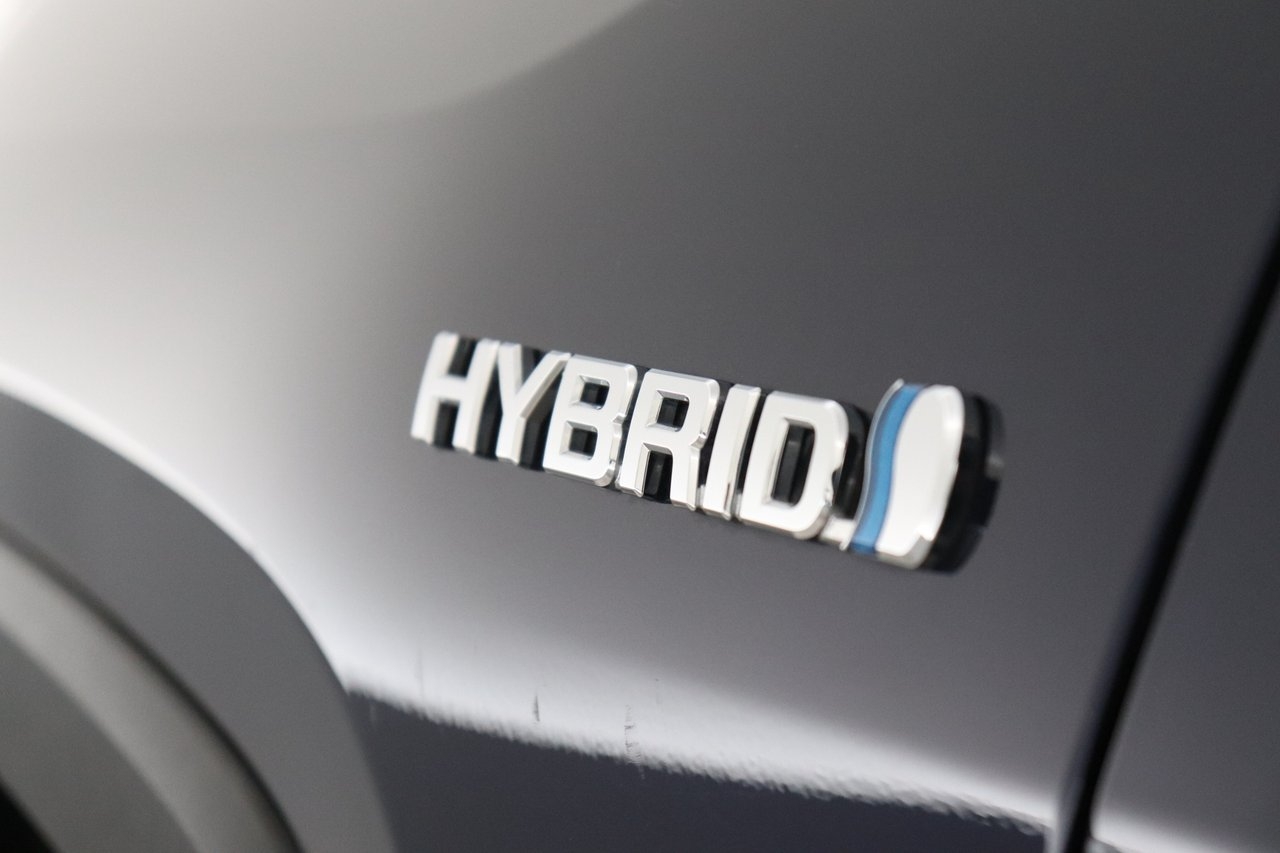 Toyota RAV4 2022, bild 7/26