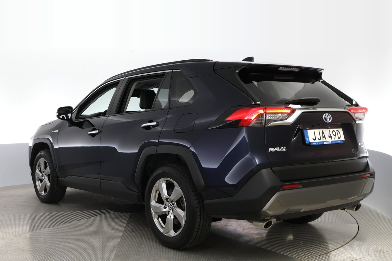 Toyota RAV4 2022, bild 6/26