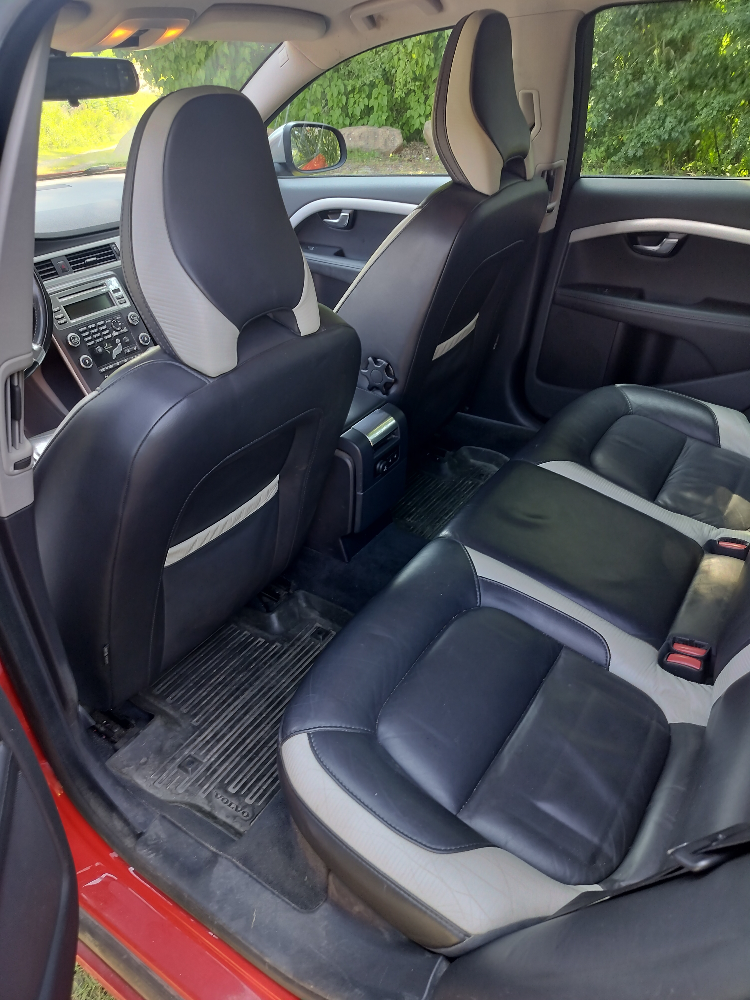Volvo V70 D5 Manuell 2011, bild 5/7