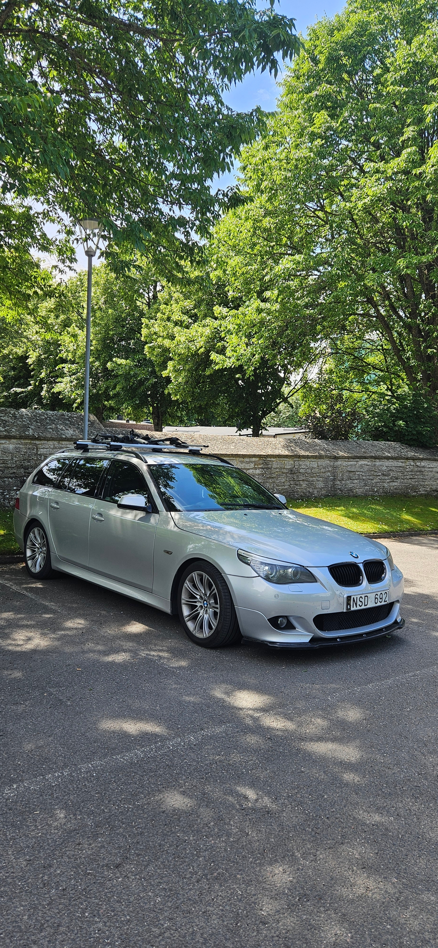 BMW 520