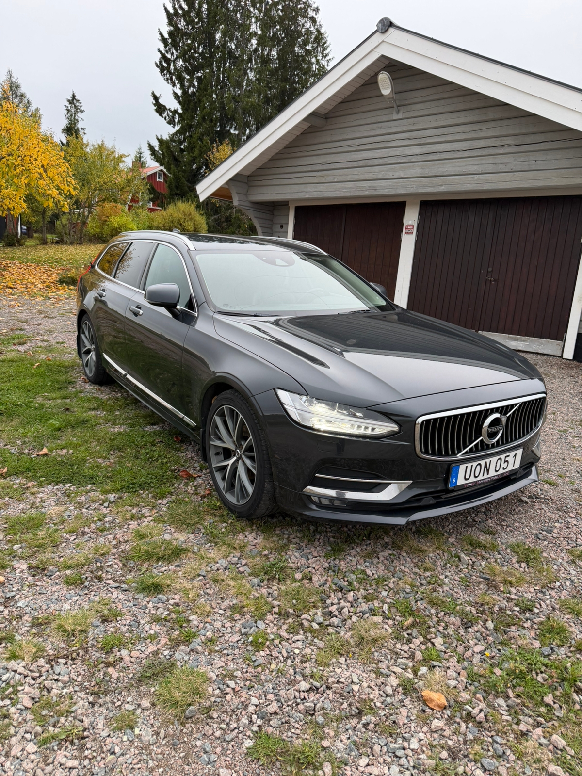 Volvo V90