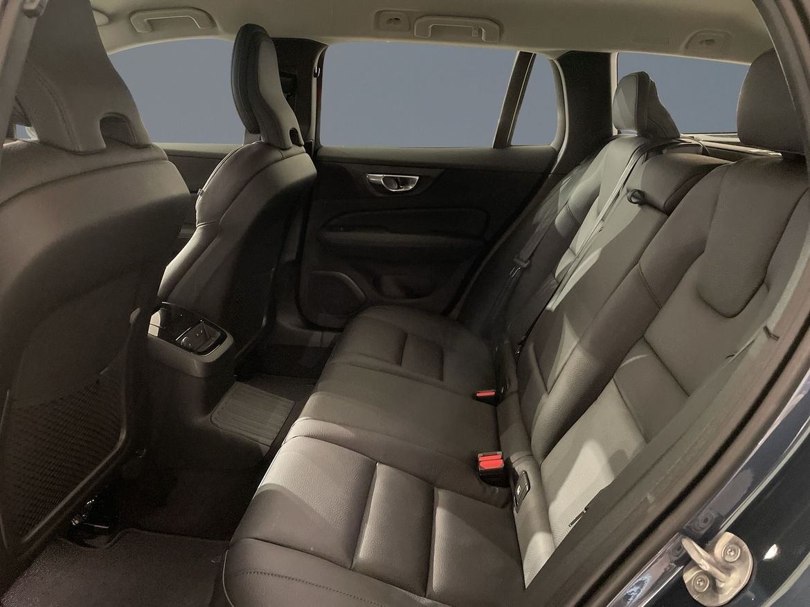 Volvo V60 T6 Plus Dark Nordic Edition 2027, bild 7/10