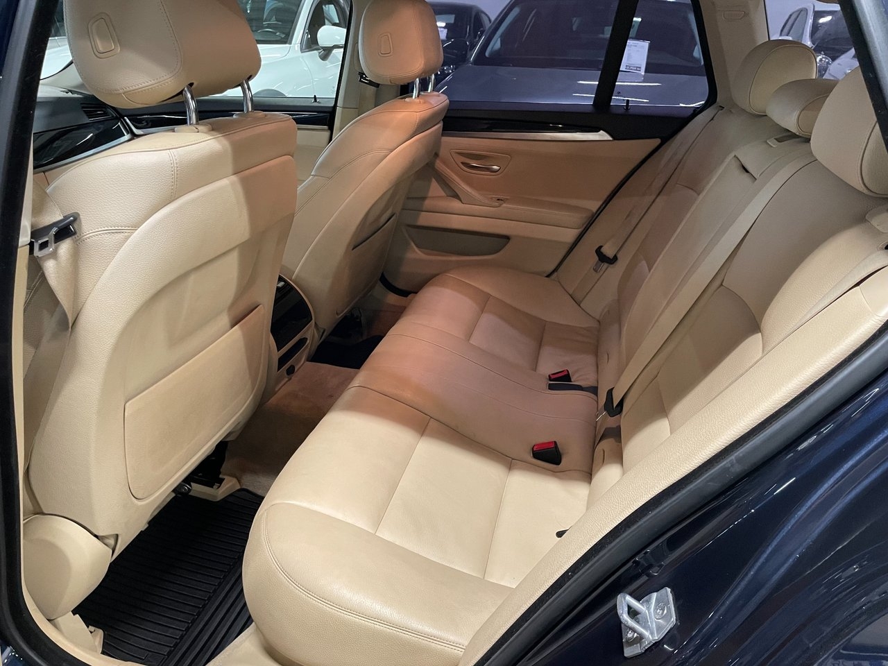 BMW 525 2014, bild 5/10