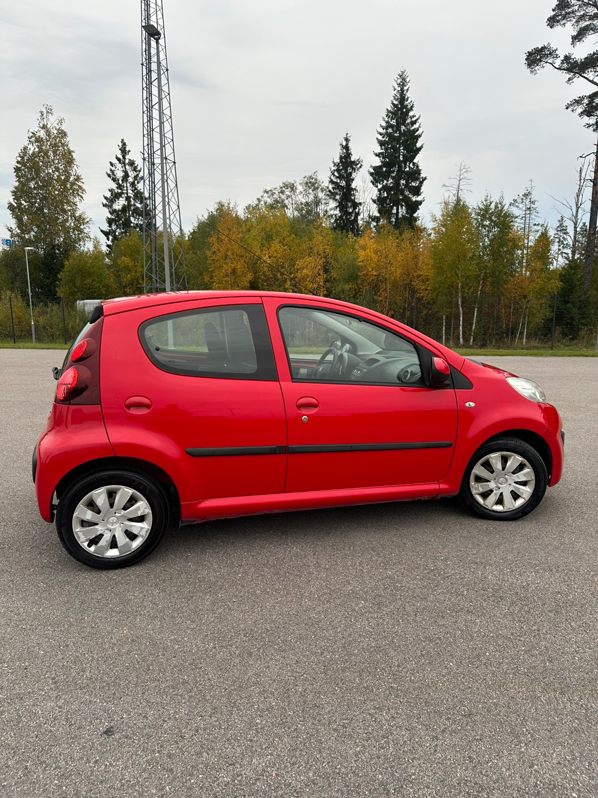Peugeot 107 5-dörrar 1.0 Manuell 2013, bild 8/8