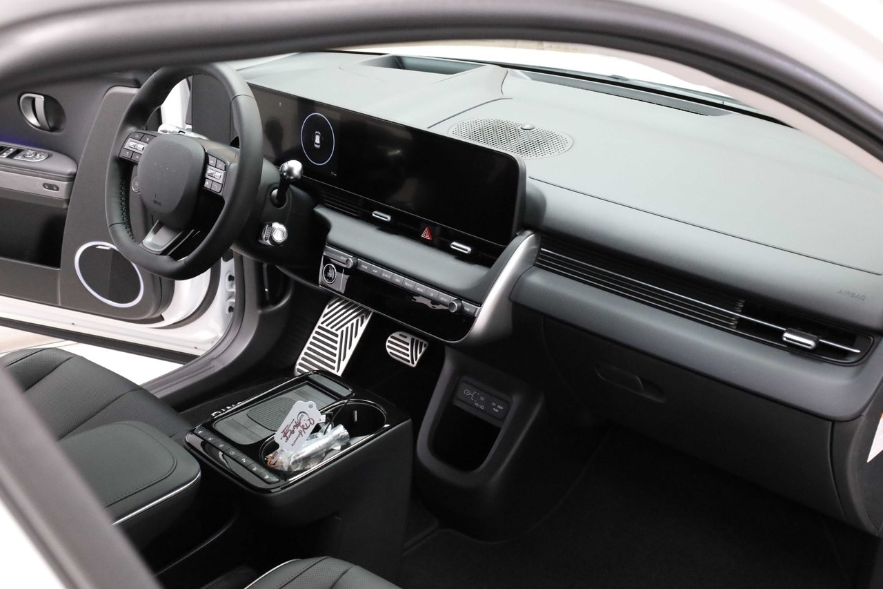 Hyundai Ioniq 5 AWD 84kWh Advanced 2027, bild 7/10