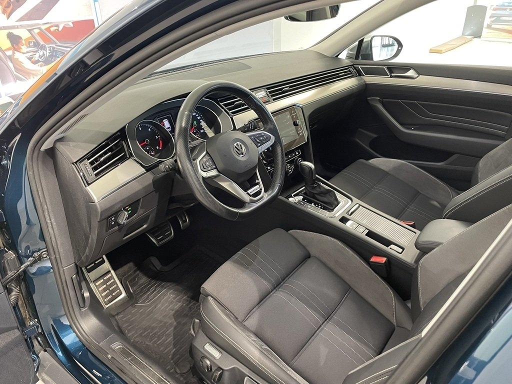 Volkswagen Passat 2020, bild 6/15