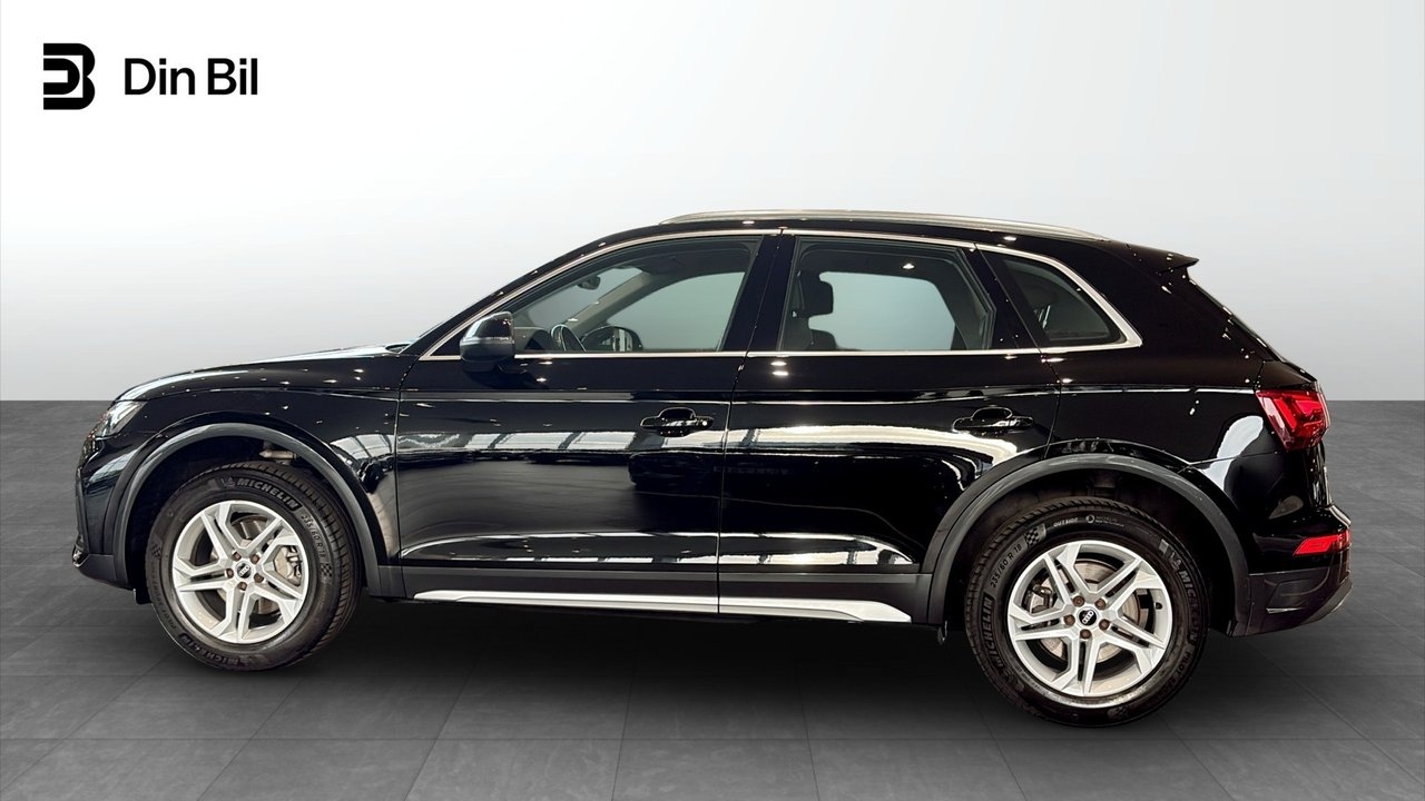 Audi Q5 2022, photo 2/10