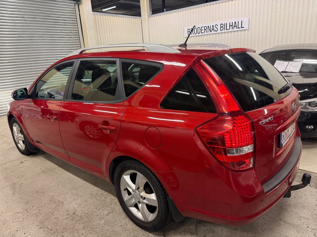 Kia Ceed 2011, bild 2/10