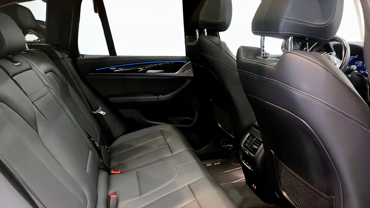 BMW iX3 2023, photo 5/10