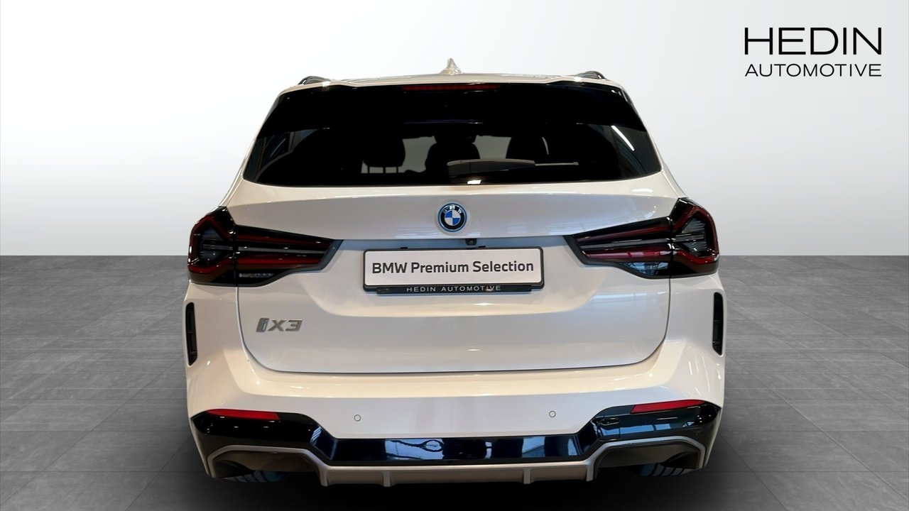 BMW iX3 2023, kuva 7/13
