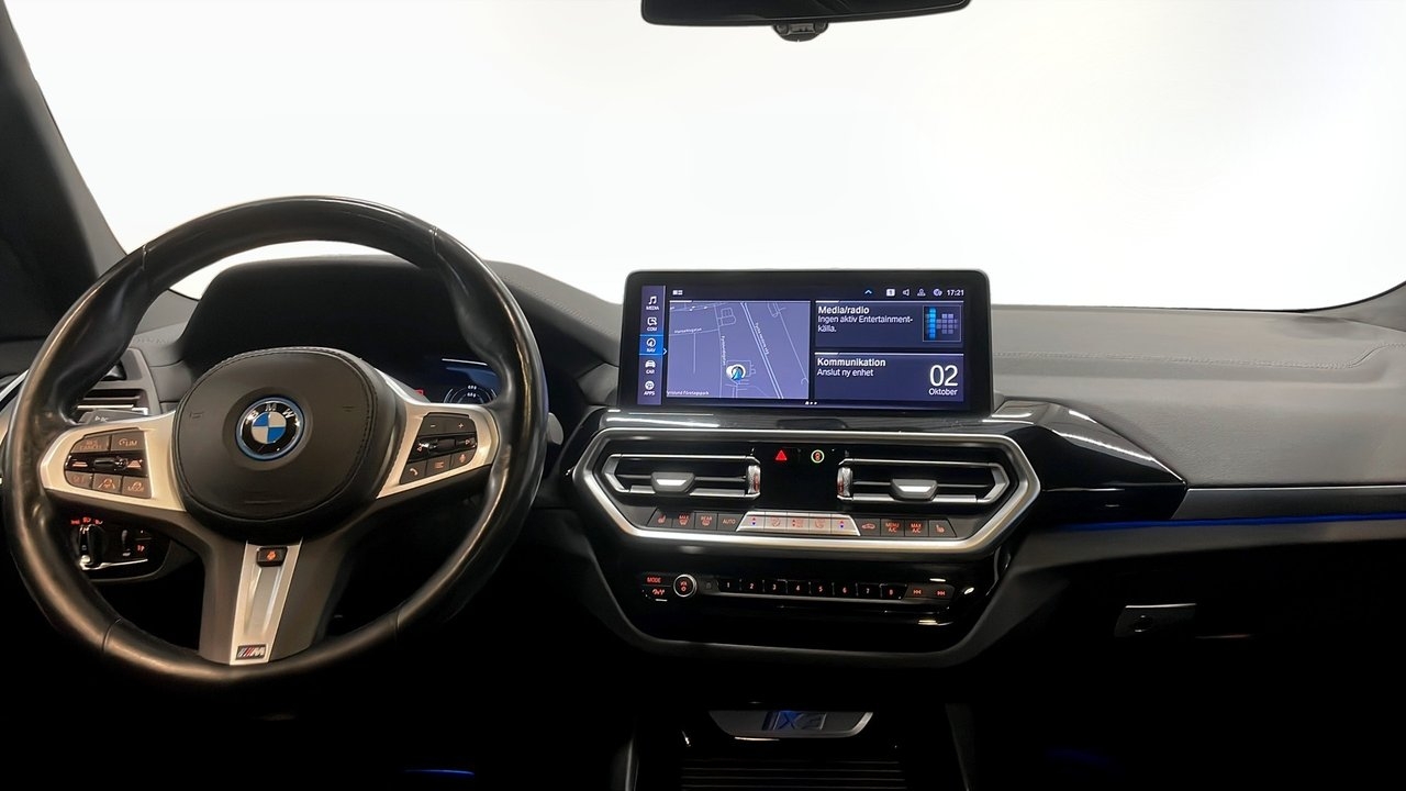 BMW iX3 2023, photo 4/10