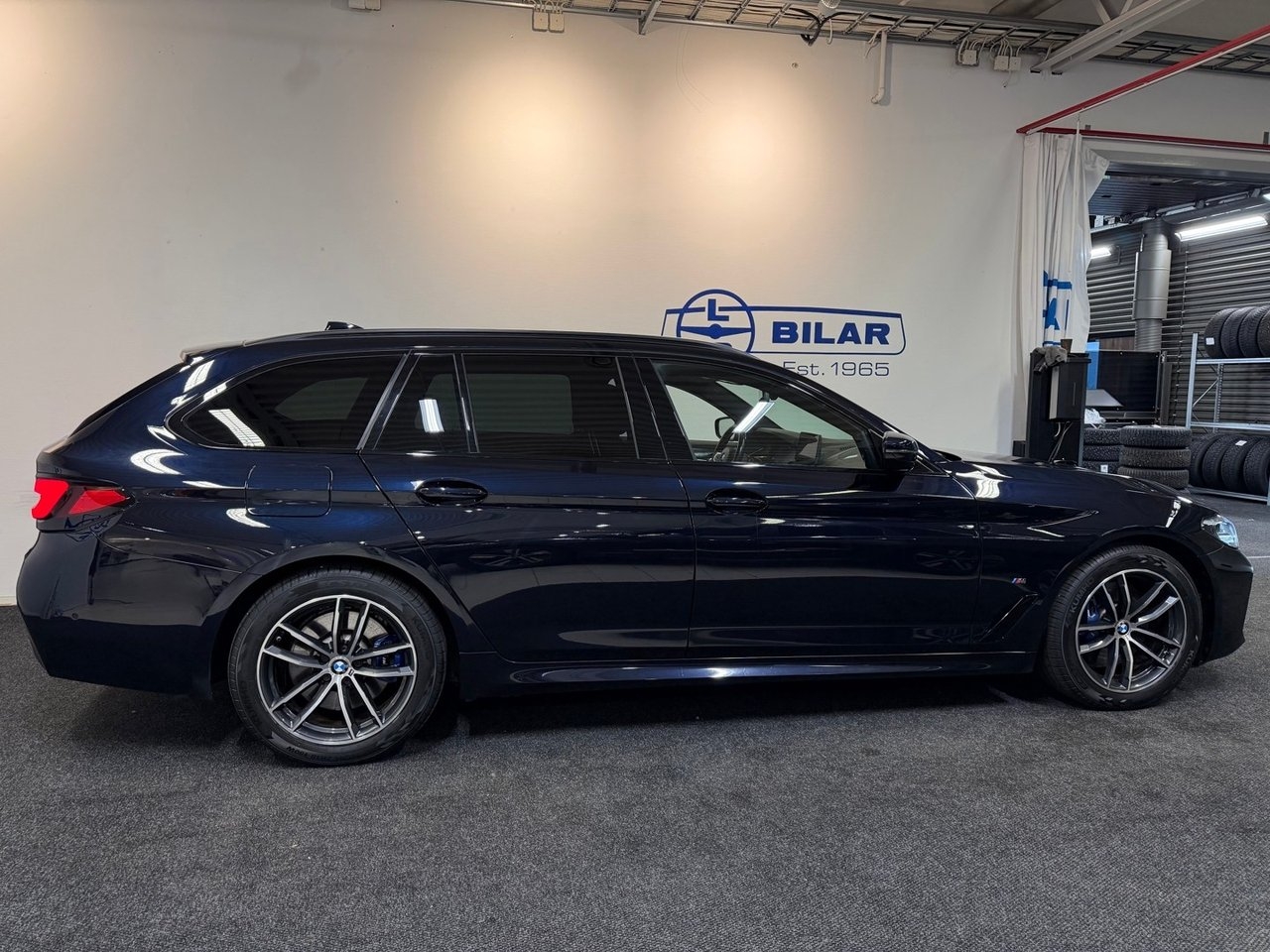 BMW 530 e xDrive Touring M Sport 2021, bild 2/10