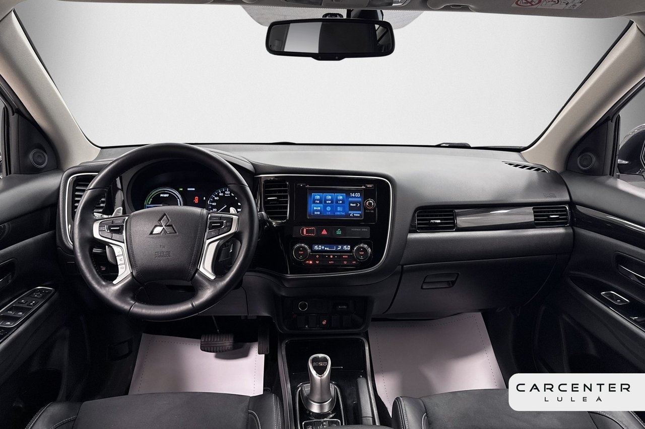 Mitsubishi Outlander PHEV CVT 4WD City 2016, bild 6/10