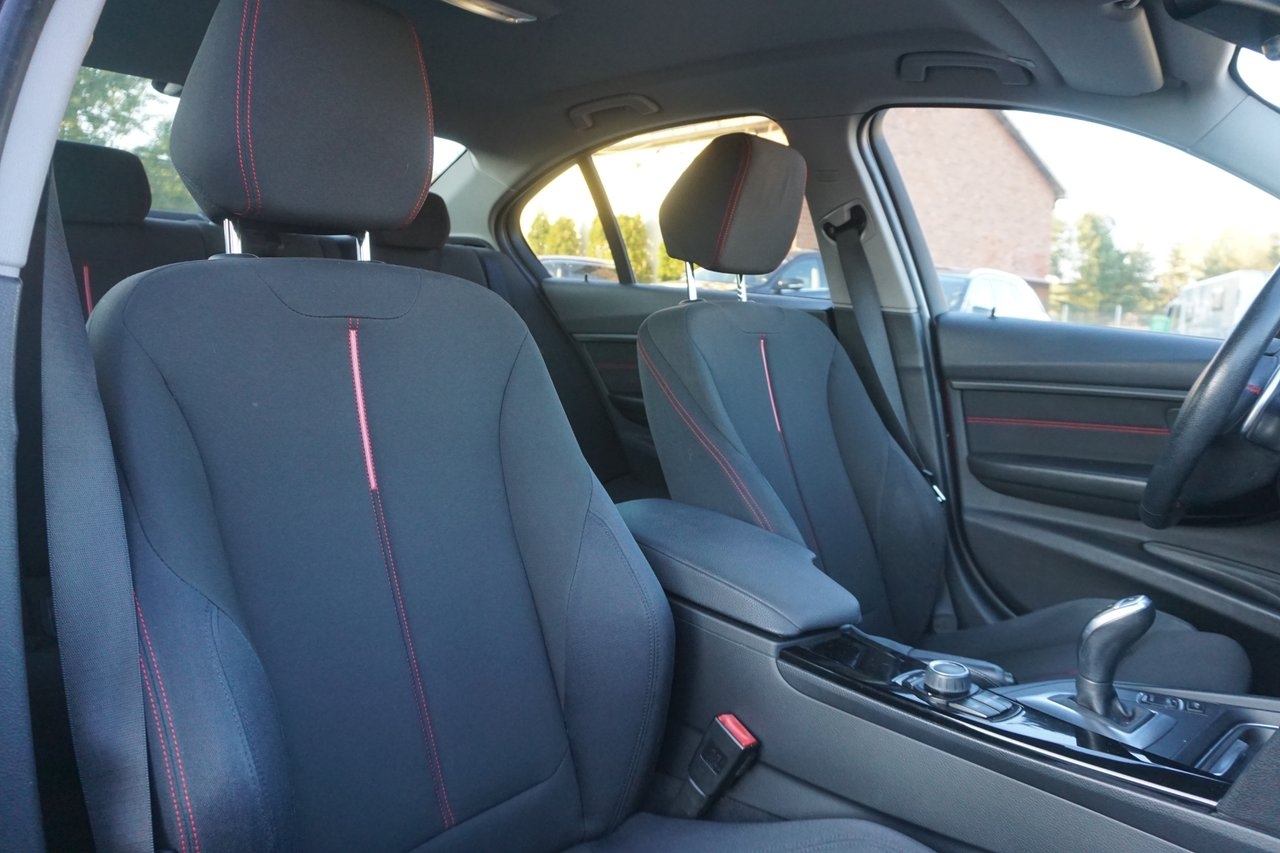 BMW 320 d Sedan Steptronic AUT / M Optik 2014, kuva 7/7