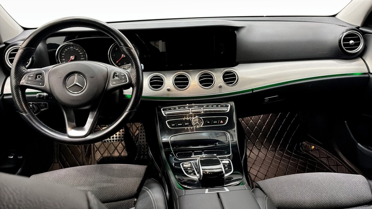 Mercedes-Benz E 2017, bild 4/10