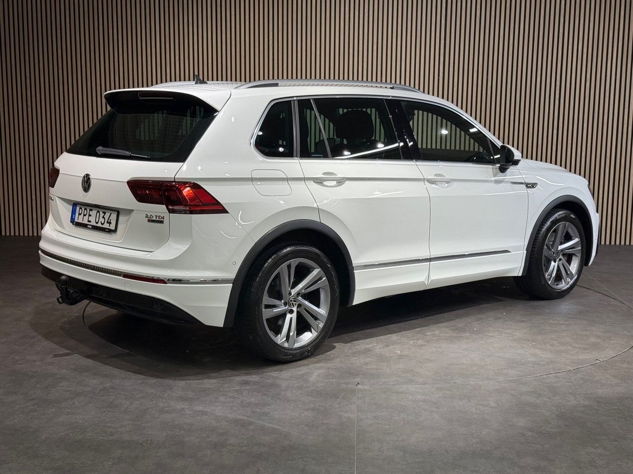 Volkswagen Tiguan 2018, bild 4/10