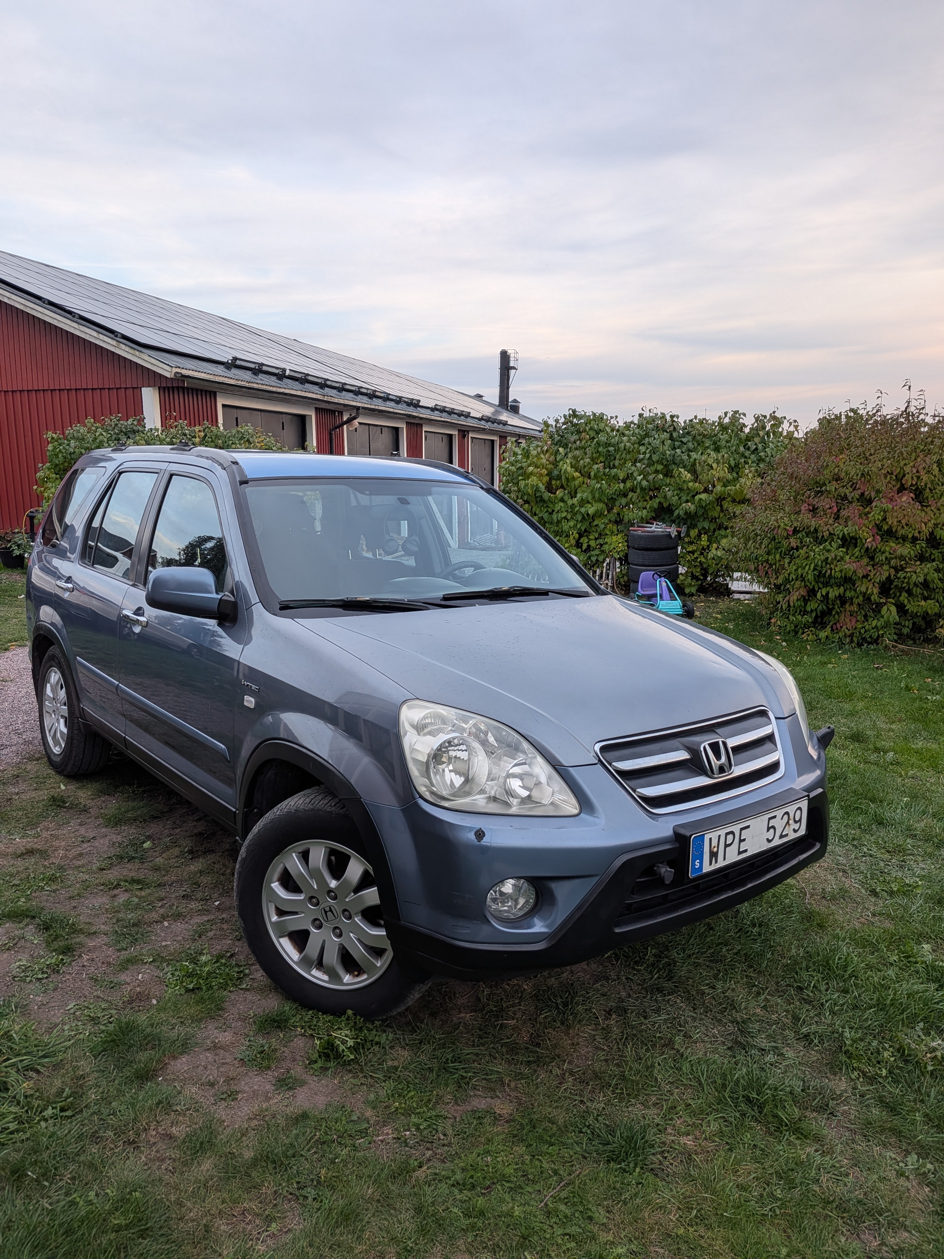 Honda CR-V 2.0 4WD Manuell 2005, bild 4/8