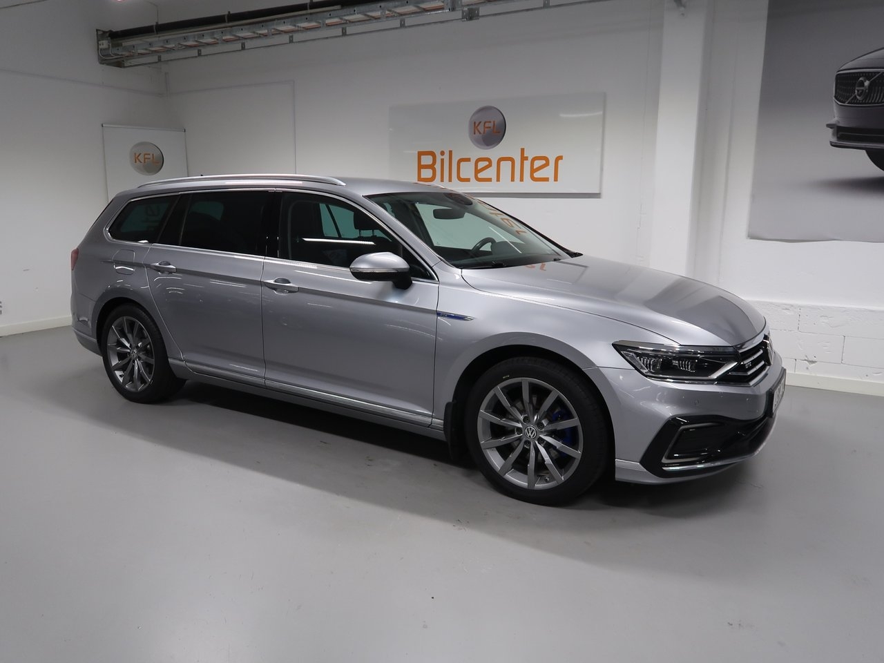 Volkswagen Passat 2020, kuva 4/10