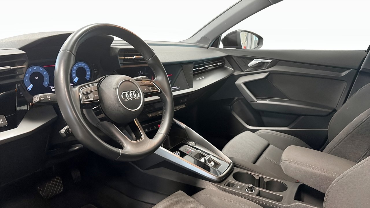 Audi A3 2024, bild 7/14