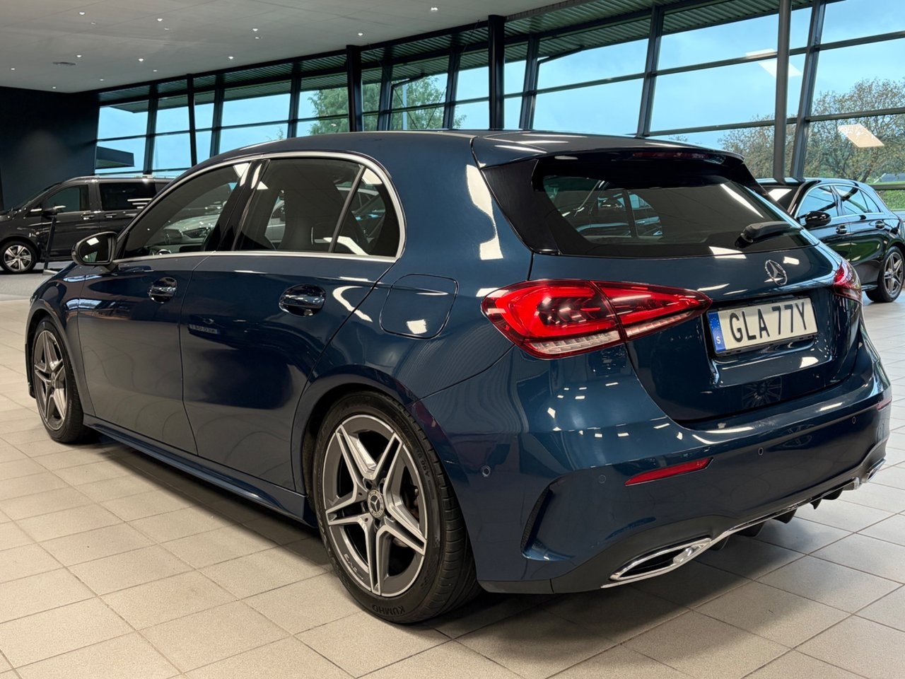 Mercedes-Benz A 180 AMG 2021, bild 2/3