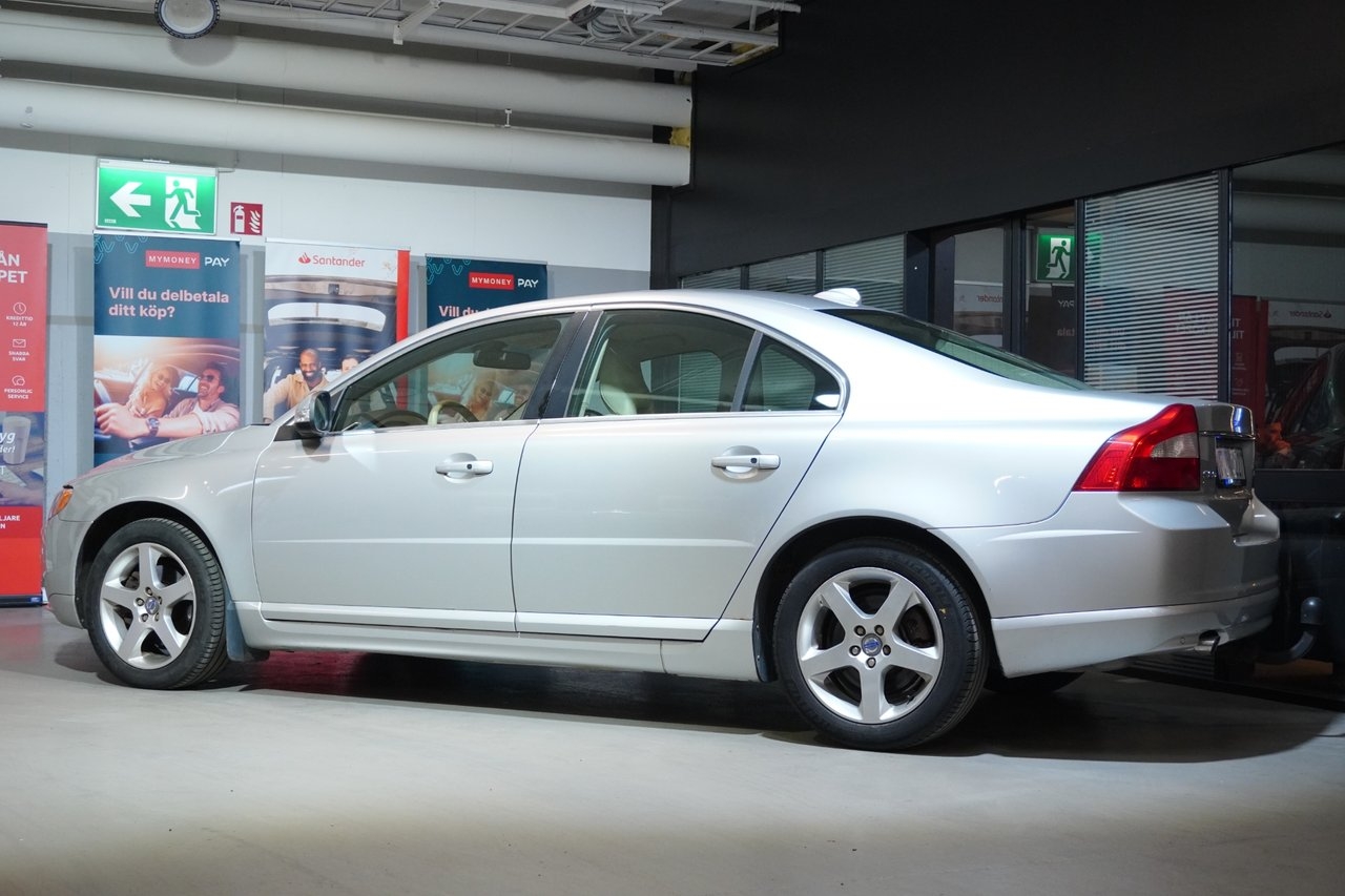 Volvo S80 2009, photo 2/10